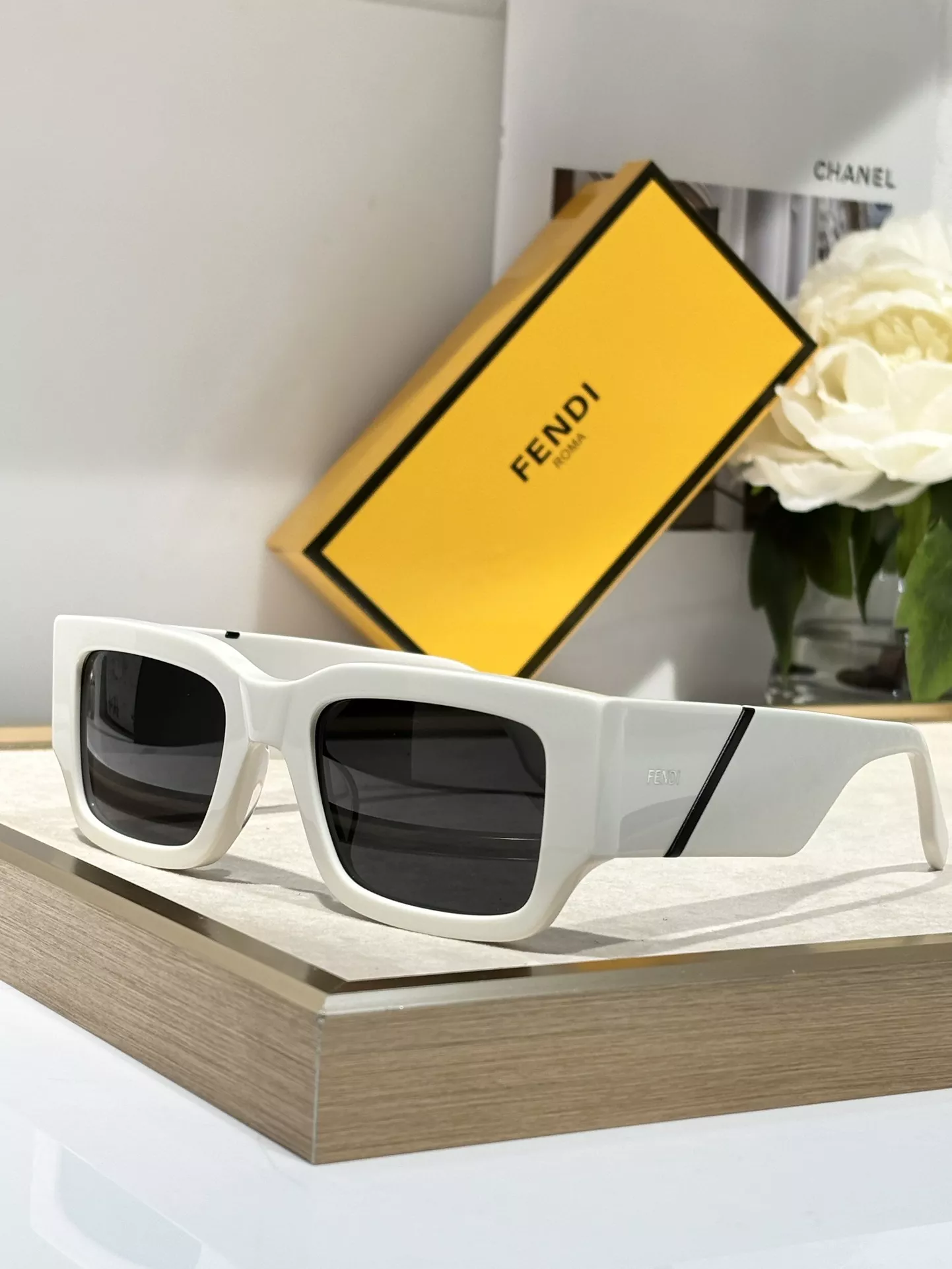 Fendi AAA Quality Sunglasses GoAnywhere 9196
