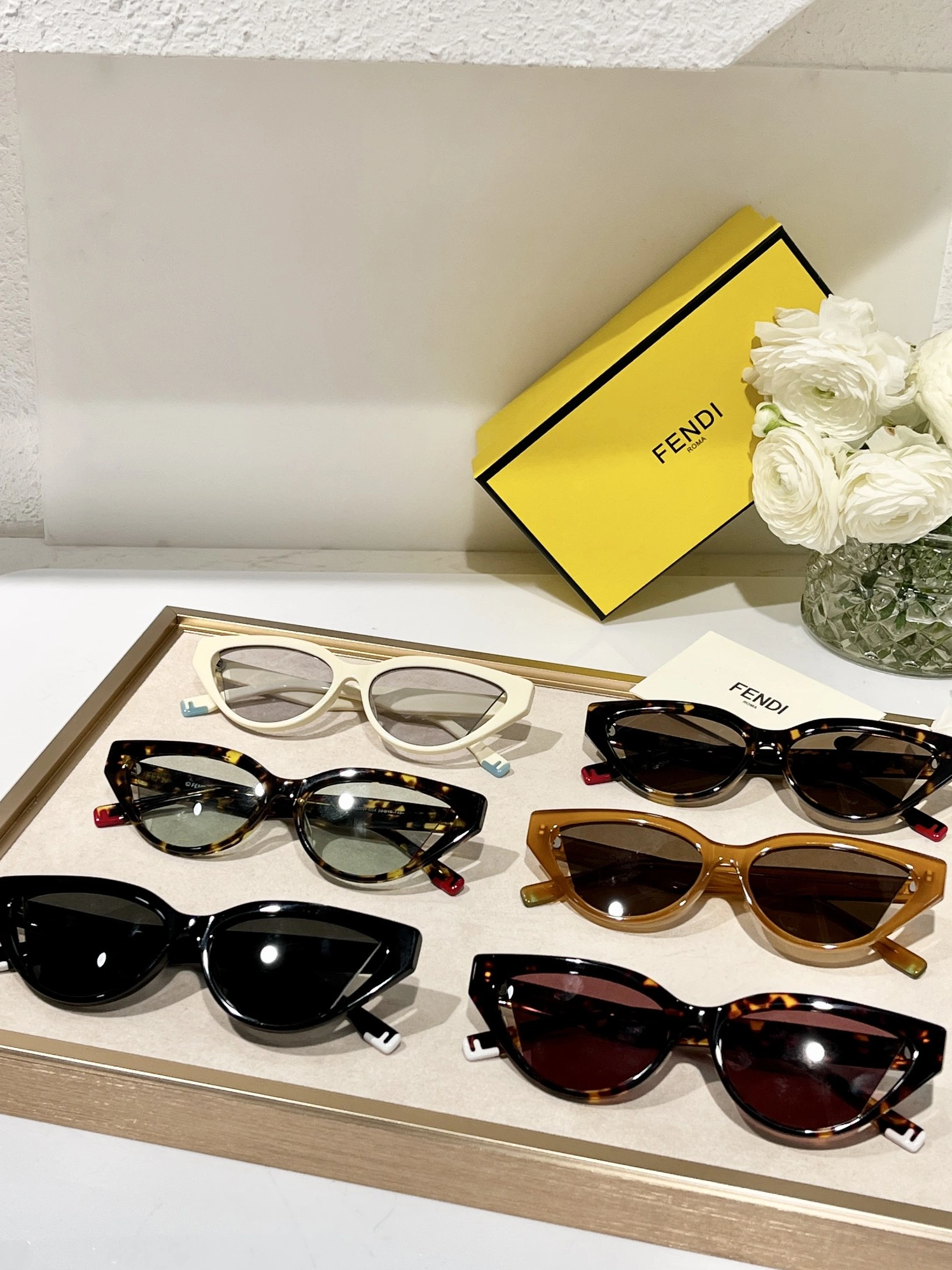 Fendi AAA Quality Sunglasses HighQuality 2160