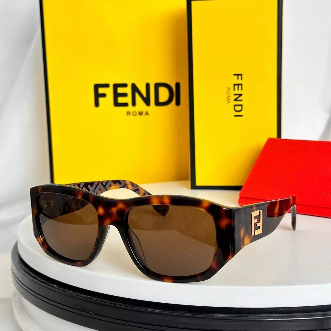 Fendi AAA Quality Sunglasses ModernLook 6044