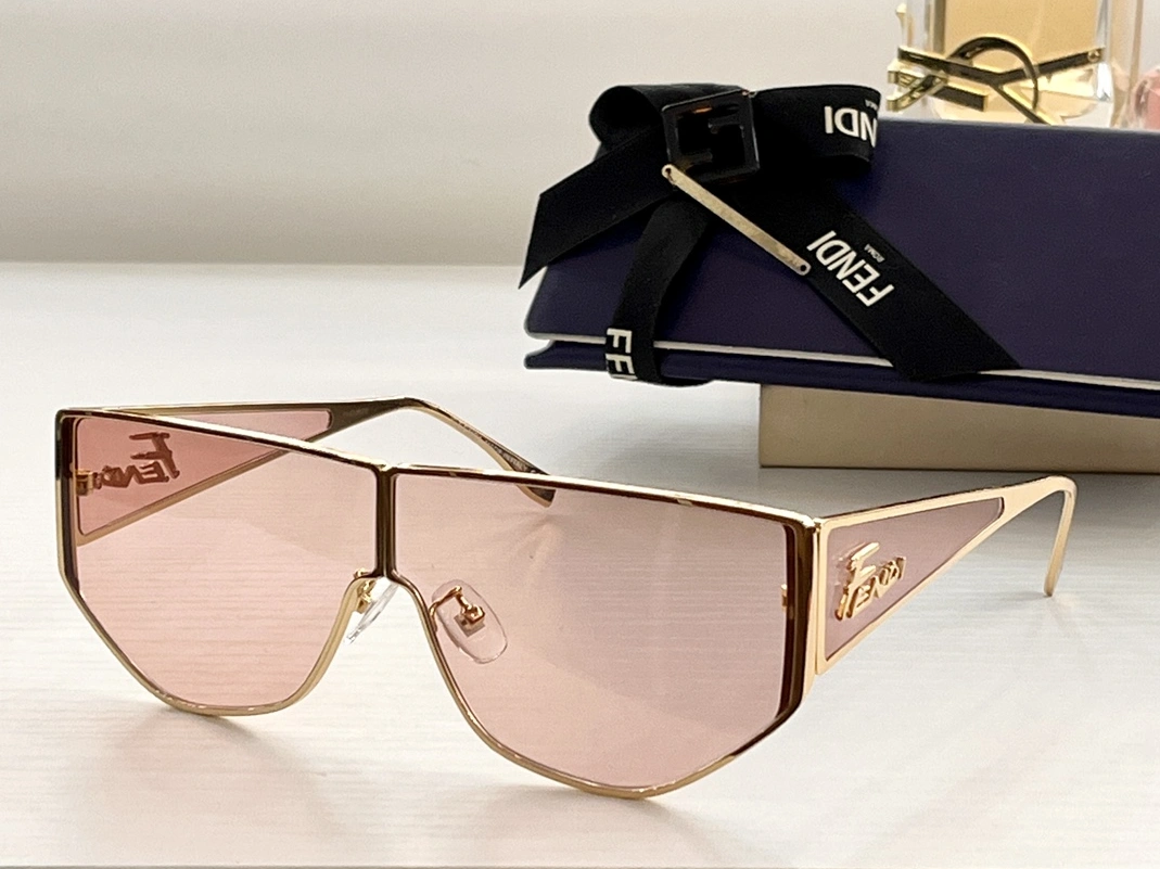 Fendi AAA Quality Sunglasses Resilient 6980