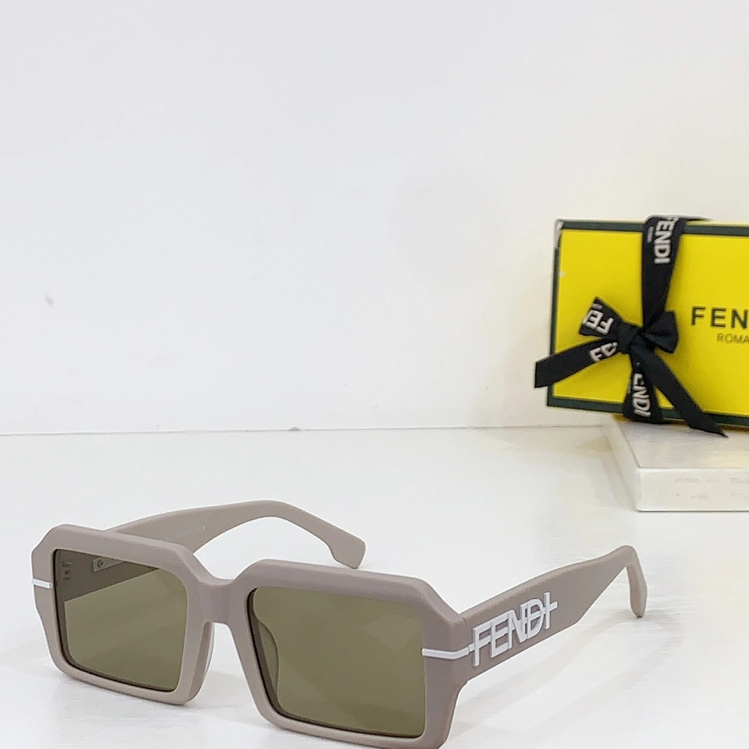 Fendi AAA Quality Sunglasses StreetReady 7367