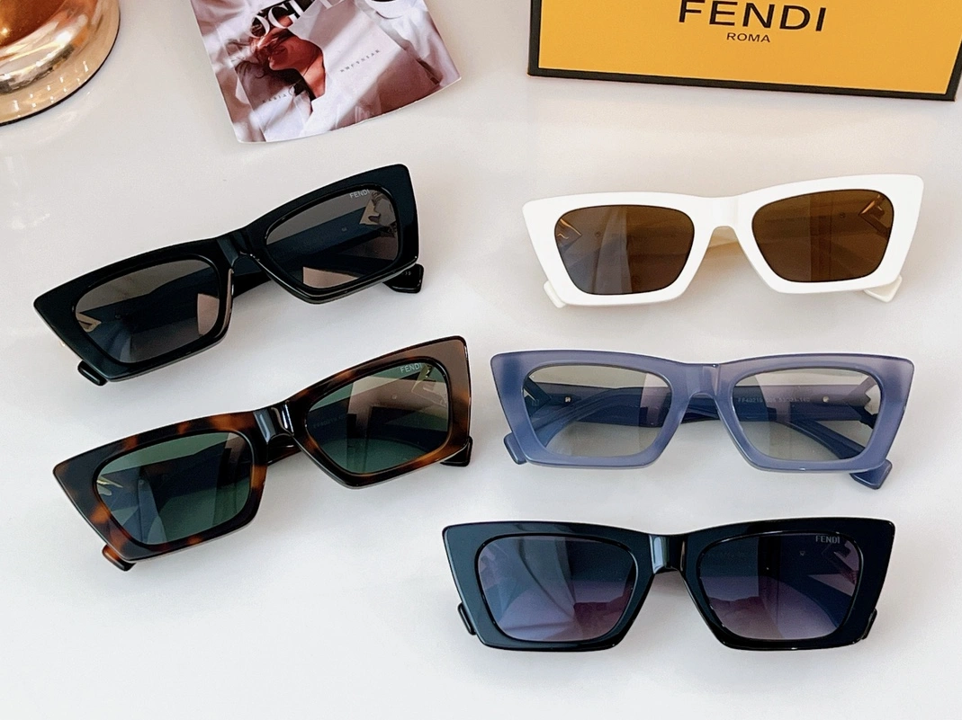 Fendi AAA Quality Sunglasses UrbanStyle 9922