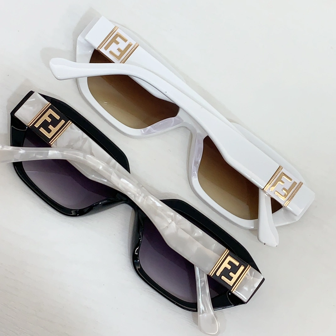 Fendi AAA Quality Sunglasses Versatile 175