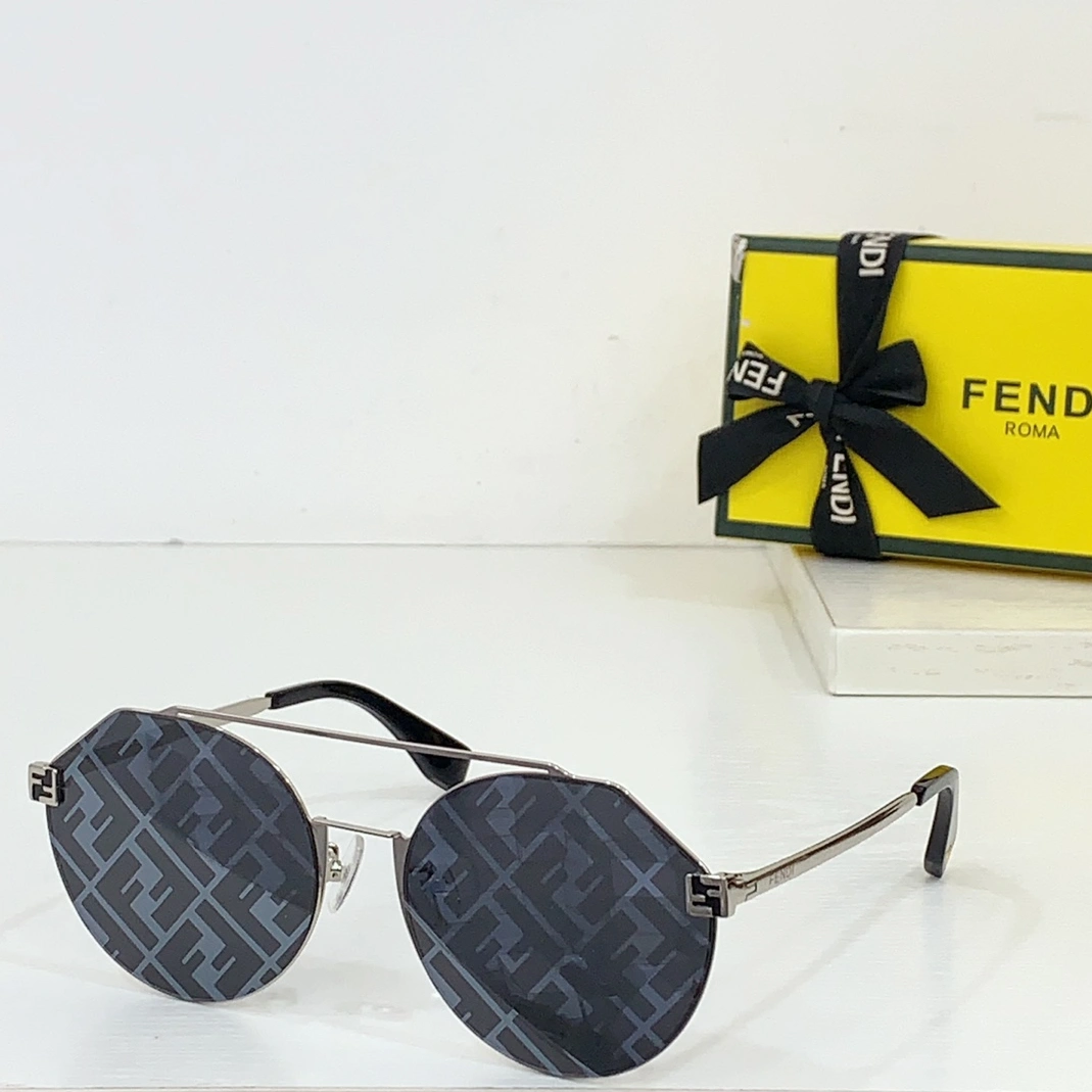 Fendi AAA Quality Sunglasses Vibrant 4920