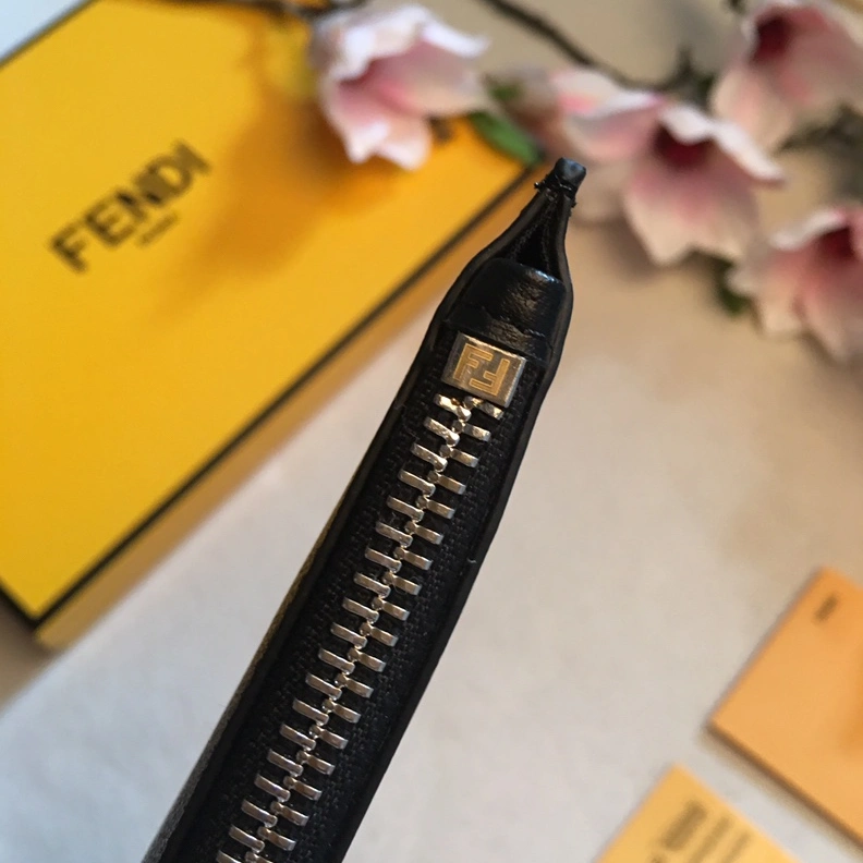 Fendi AAA Quality Wallet Bright 3892