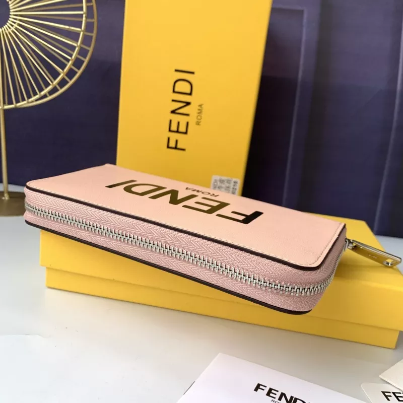 Fendi AAA Quality Wallet Compact 1455