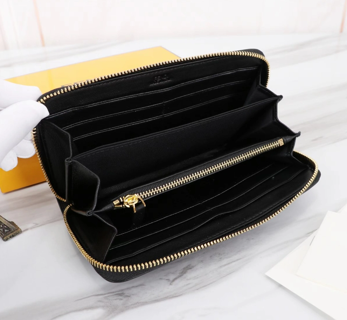Fendi AAA Quality Wallet Cozy 6566