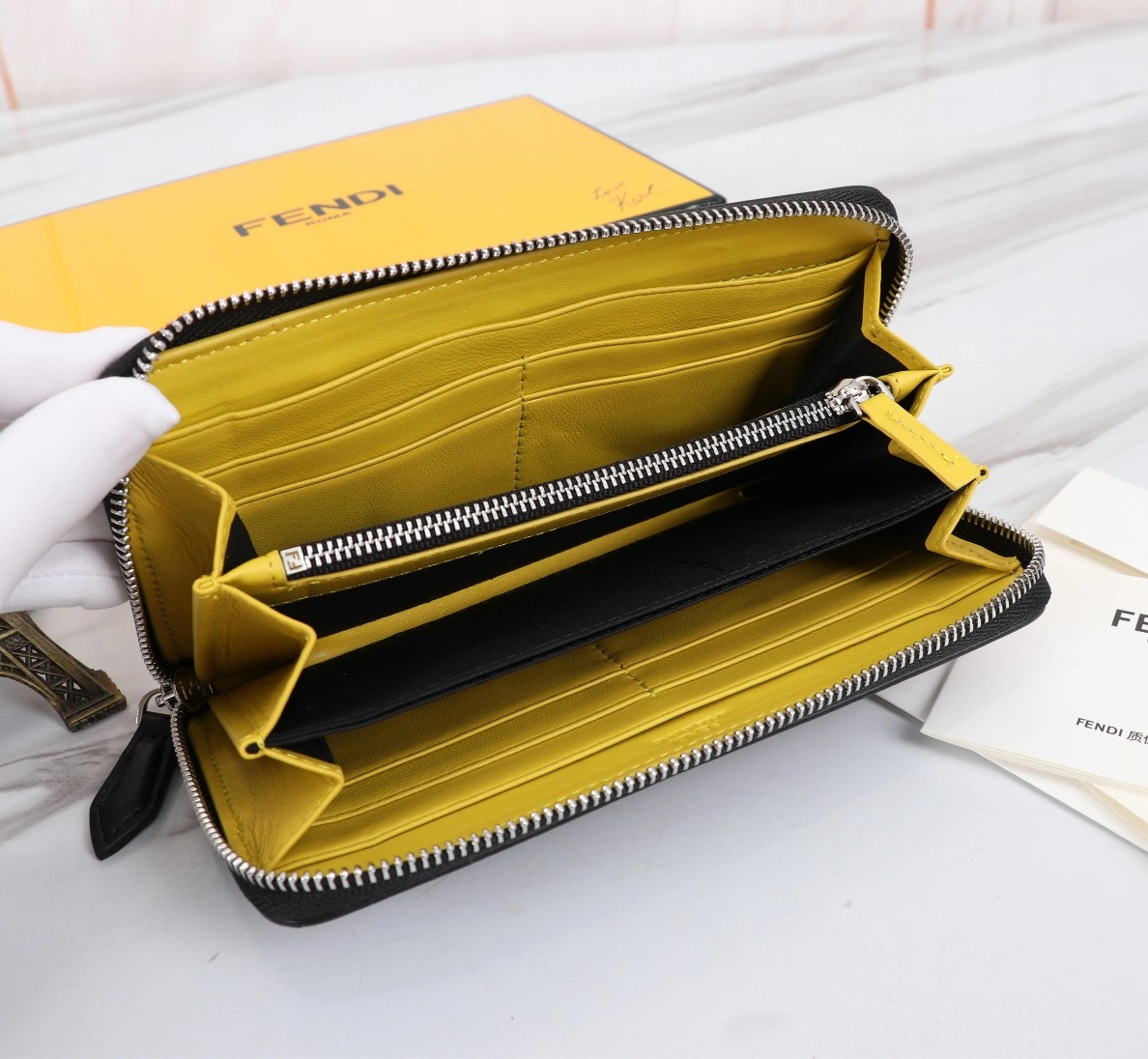 Fendi AAA Quality Wallet Efficient 9164