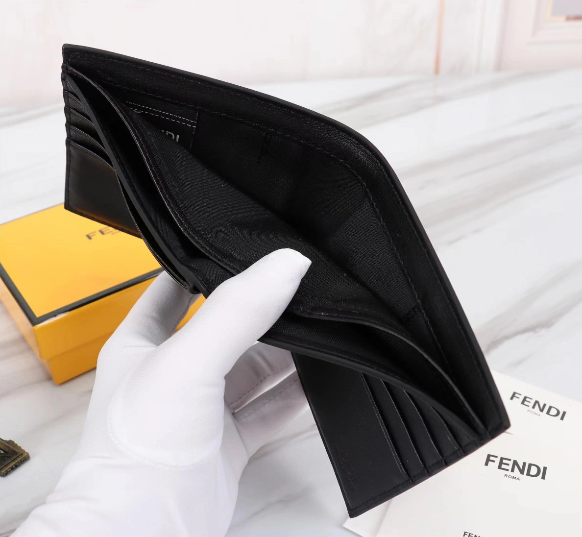 Fendi AAA Quality Wallet For Unisex Bold 1073