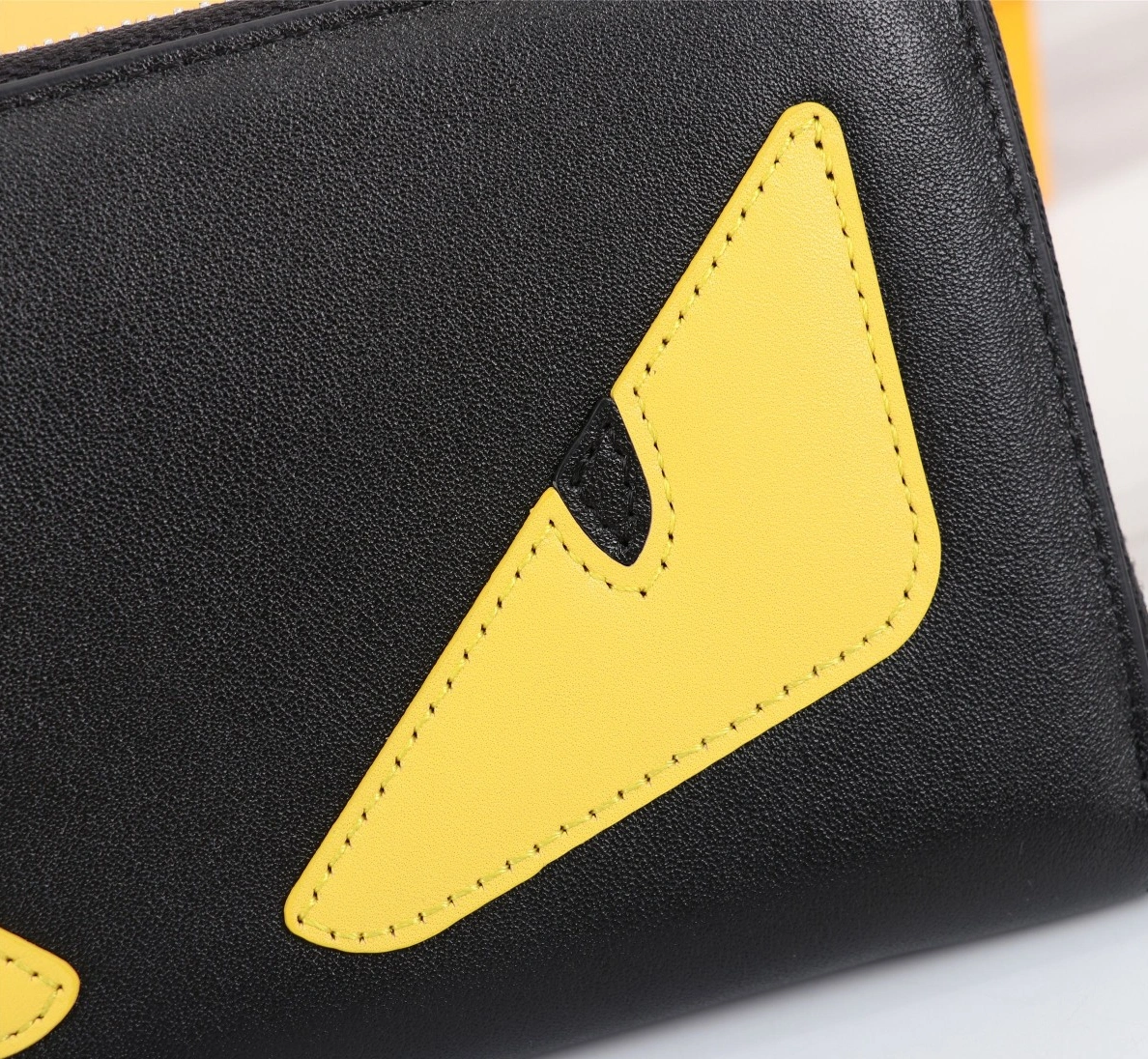 Fendi AAA Quality Wallet For Unisex Compact 7190
