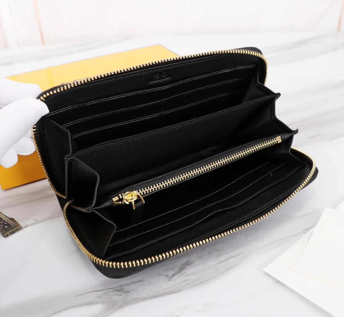 Fendi AAA Quality Wallet For Unisex Flexible 7092