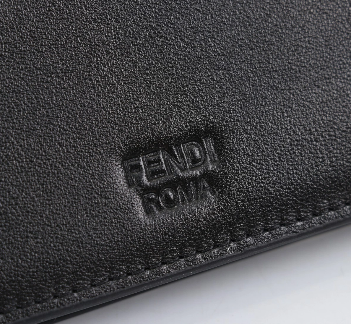 Fendi AAA Quality Wallet For Unisex Sleek 7244