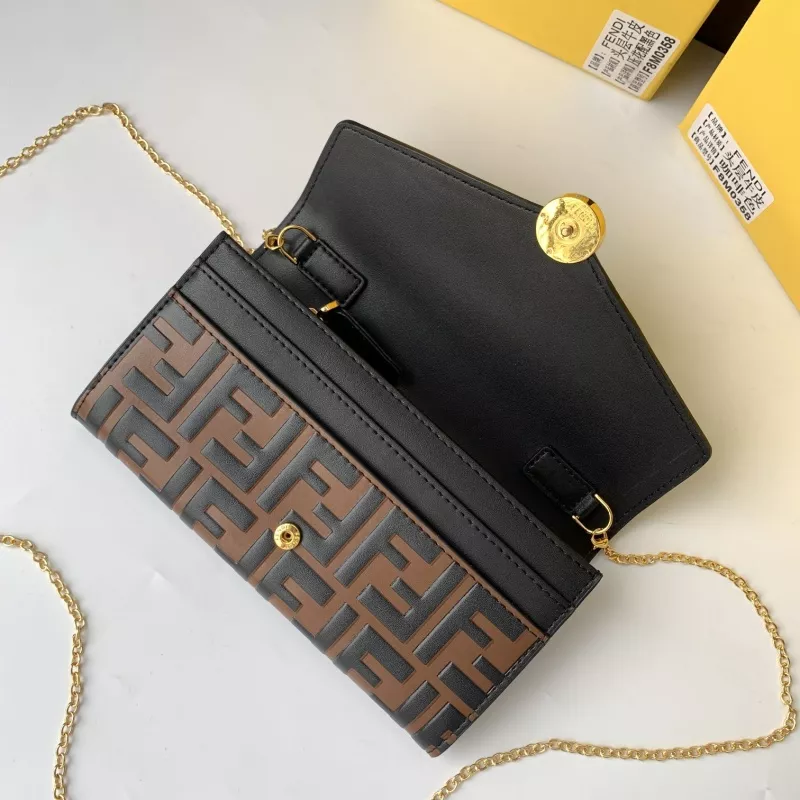 Fendi AAA Quality Wallet For Women Practical 7794