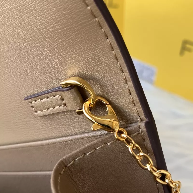 Fendi AAA Quality Wallet For Women Sleek 2707