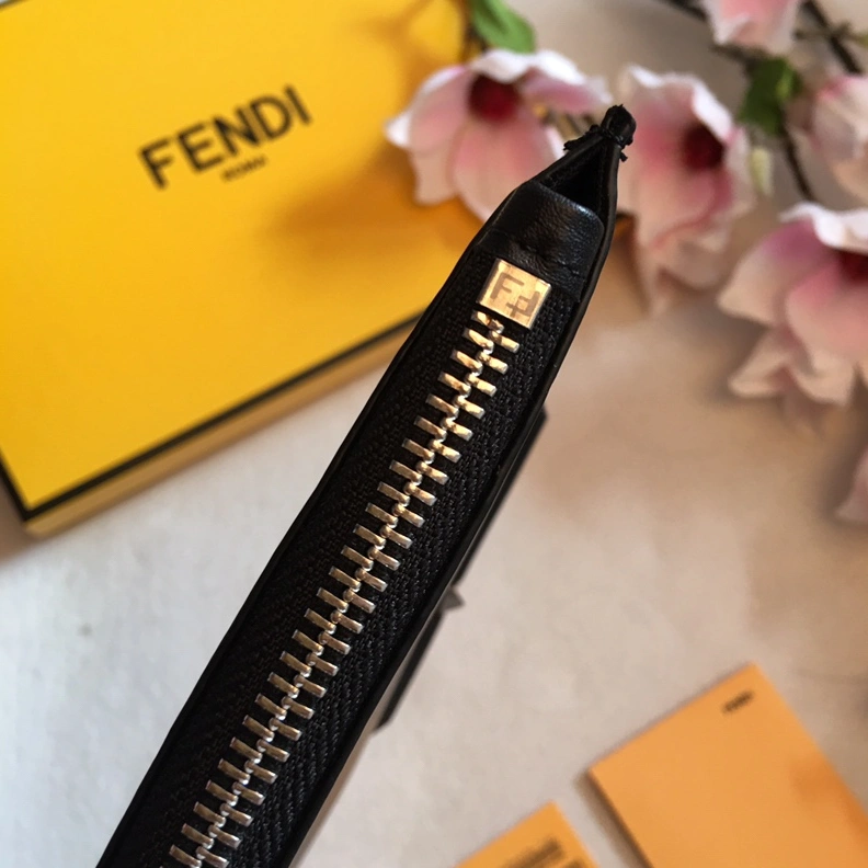 Fendi AAA Quality Wallet Minimalist 5086