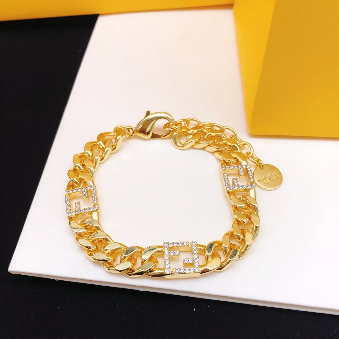 Fendi Bracelets Stylish 1367