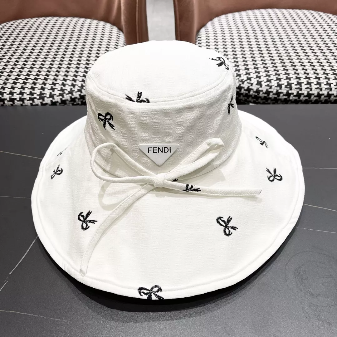 Fendi Caps Affordable 3826