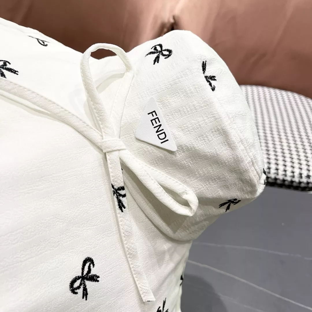 Fendi Caps Affordable 3826