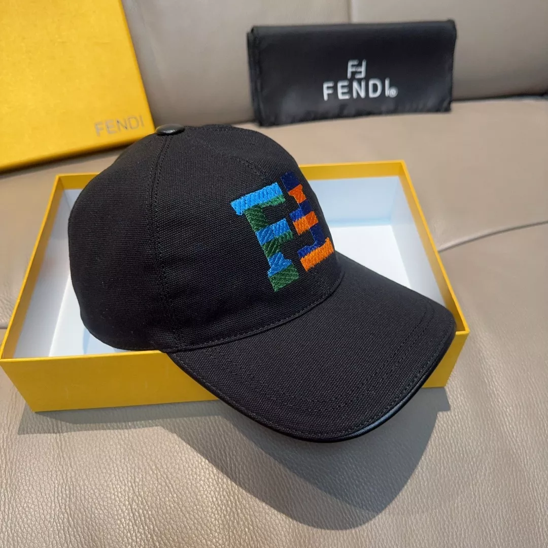 Fendi Caps Comfortable 646