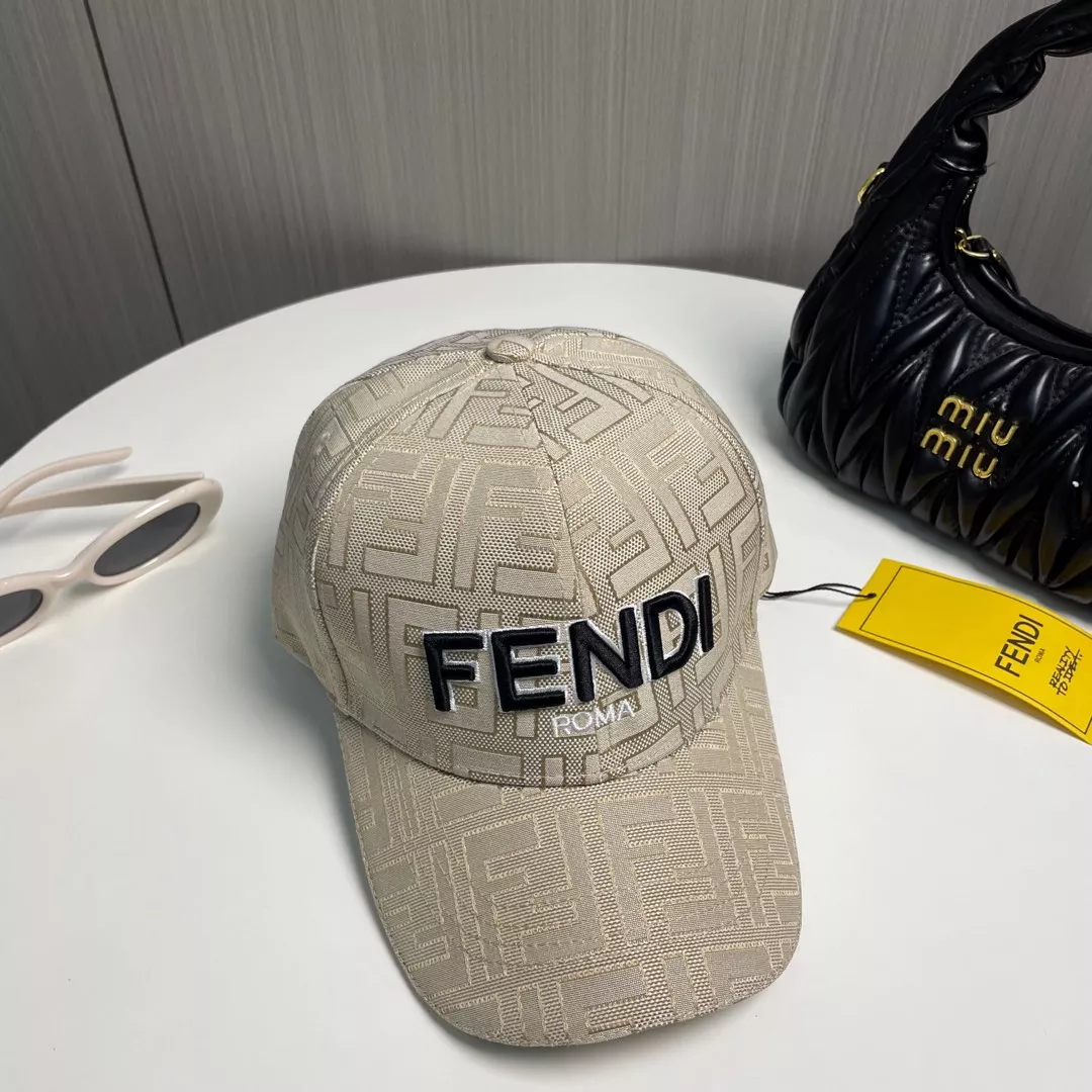 Fendi Caps Durable 3313