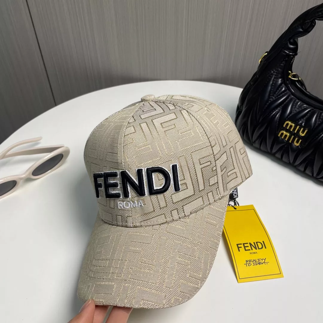 Fendi Caps Durable 3313