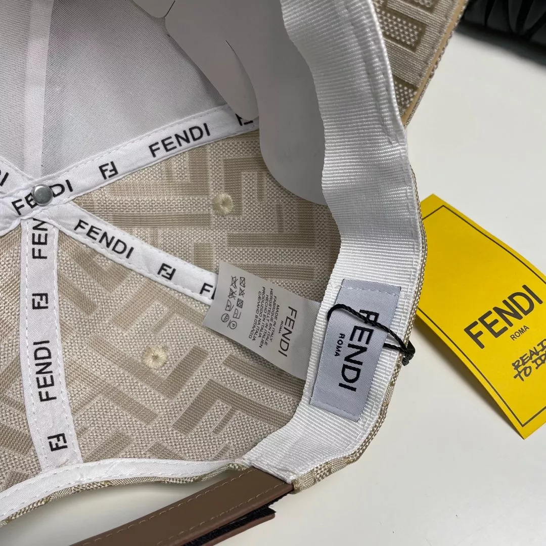 Fendi Caps Durable 3313