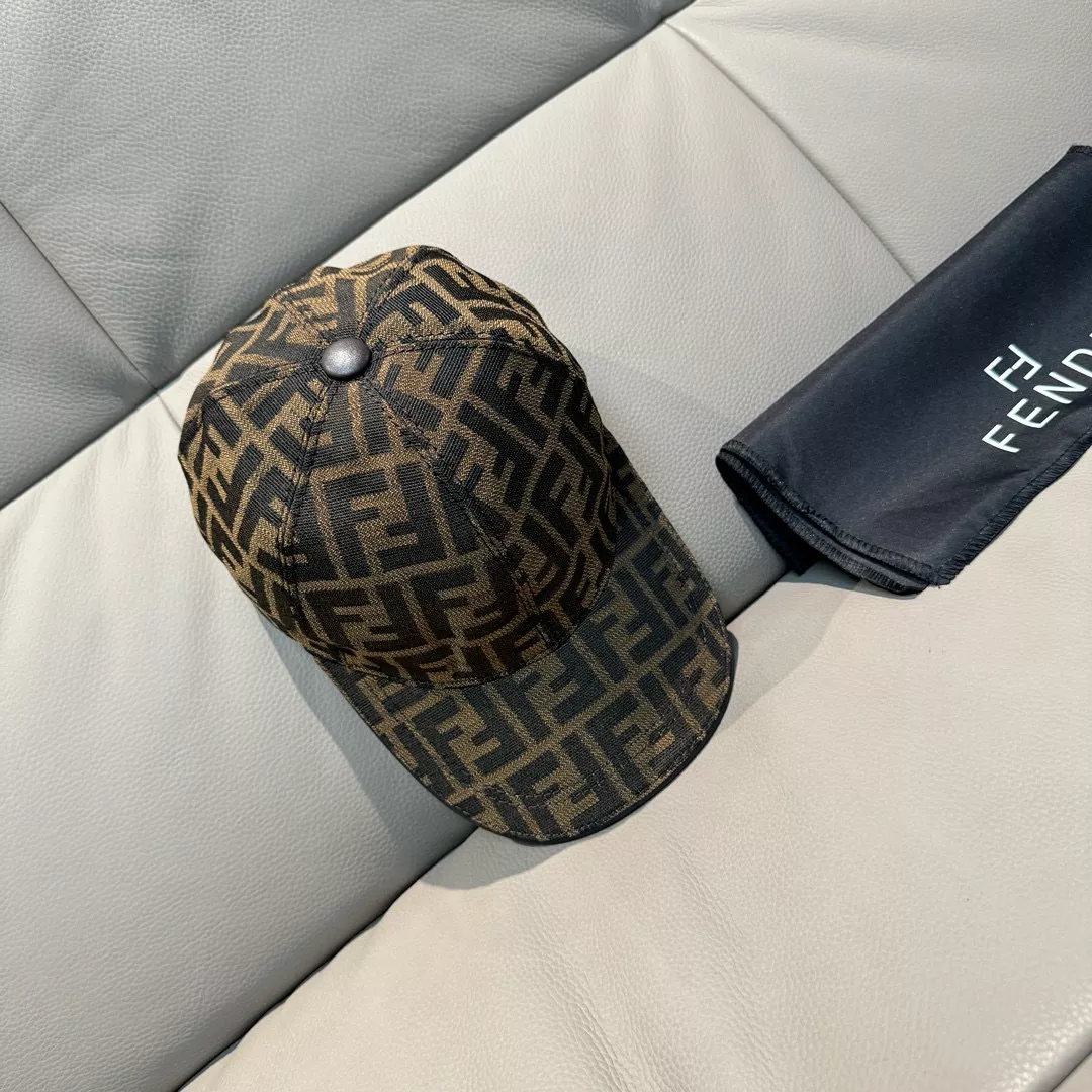 Fendi Caps EasyMatch 5110