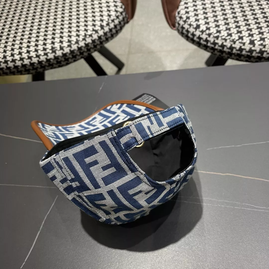 Fendi Caps Modern 597