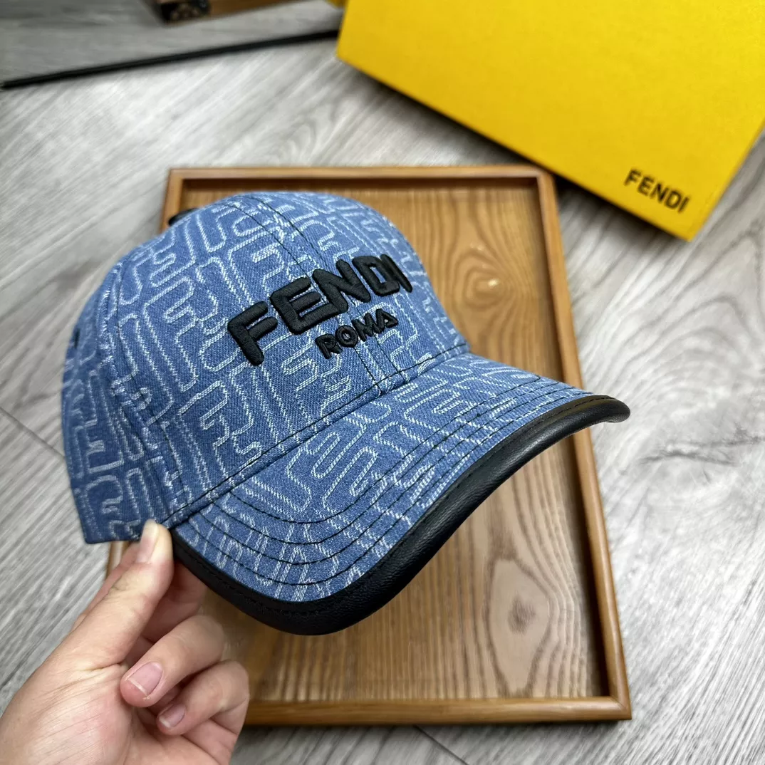 Fendi Caps Practical 8230