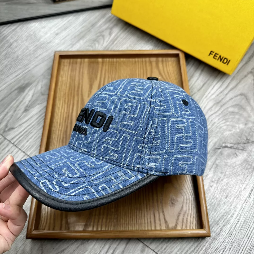 Fendi Caps Practical 8230