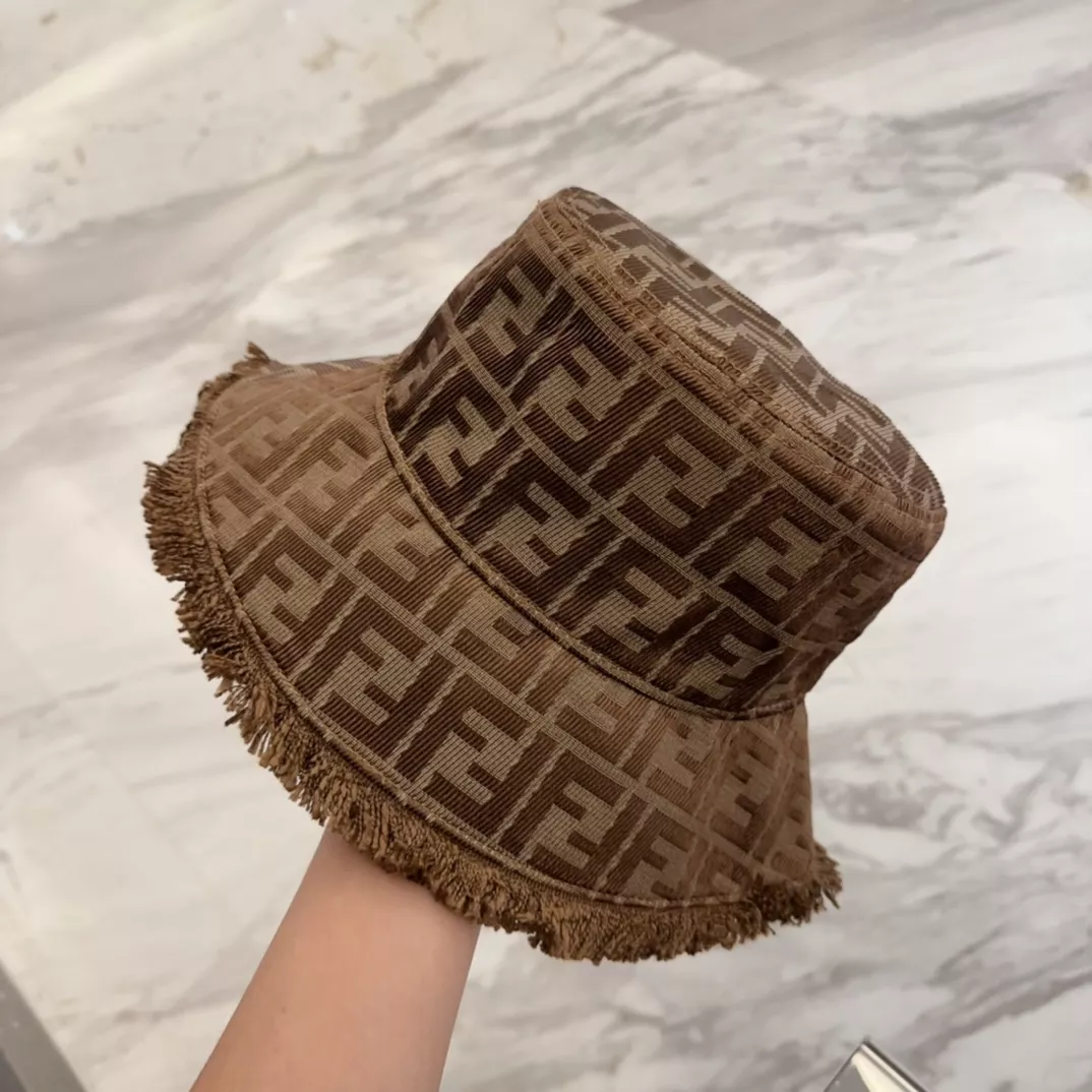 Fendi Caps Resilient 7364