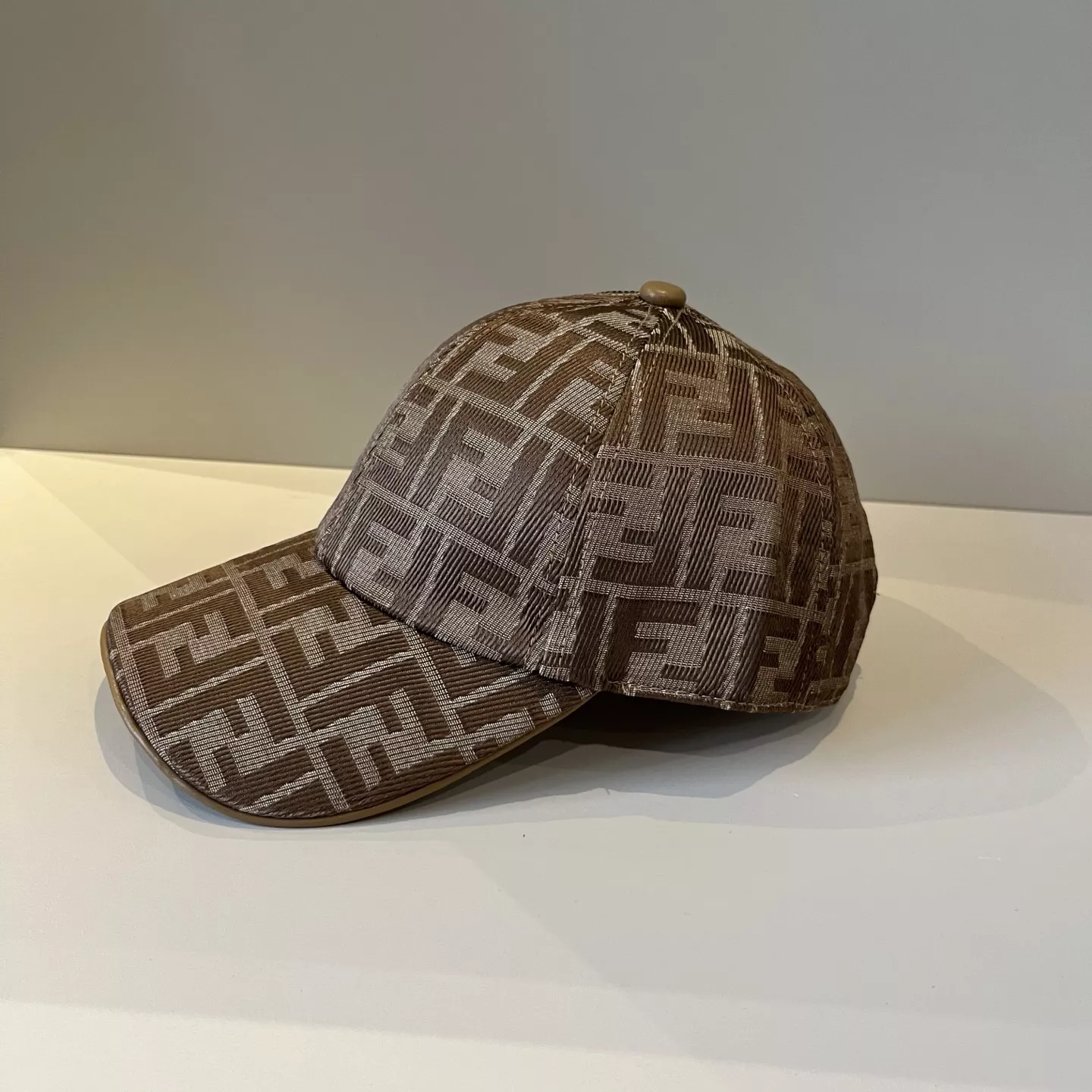 Fendi Caps StreetReady 8349