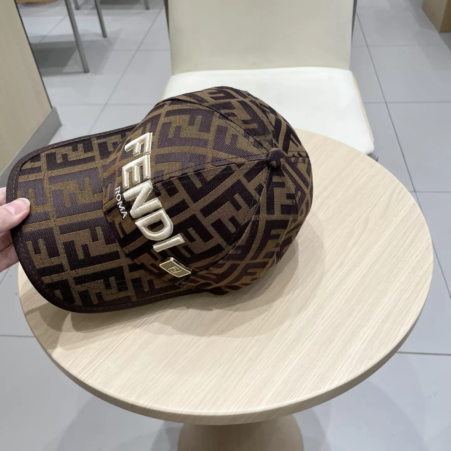Fendi Caps TopPick 1389
