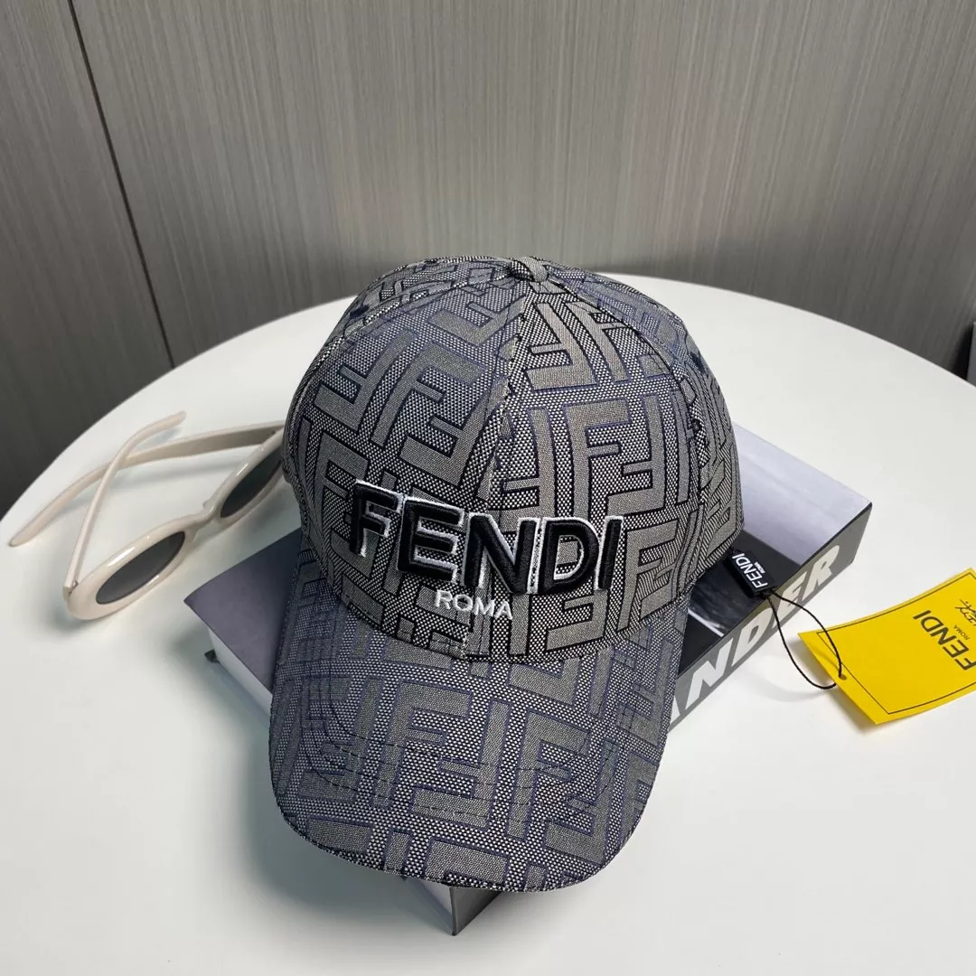 Fendi Caps Trendsetting 8285