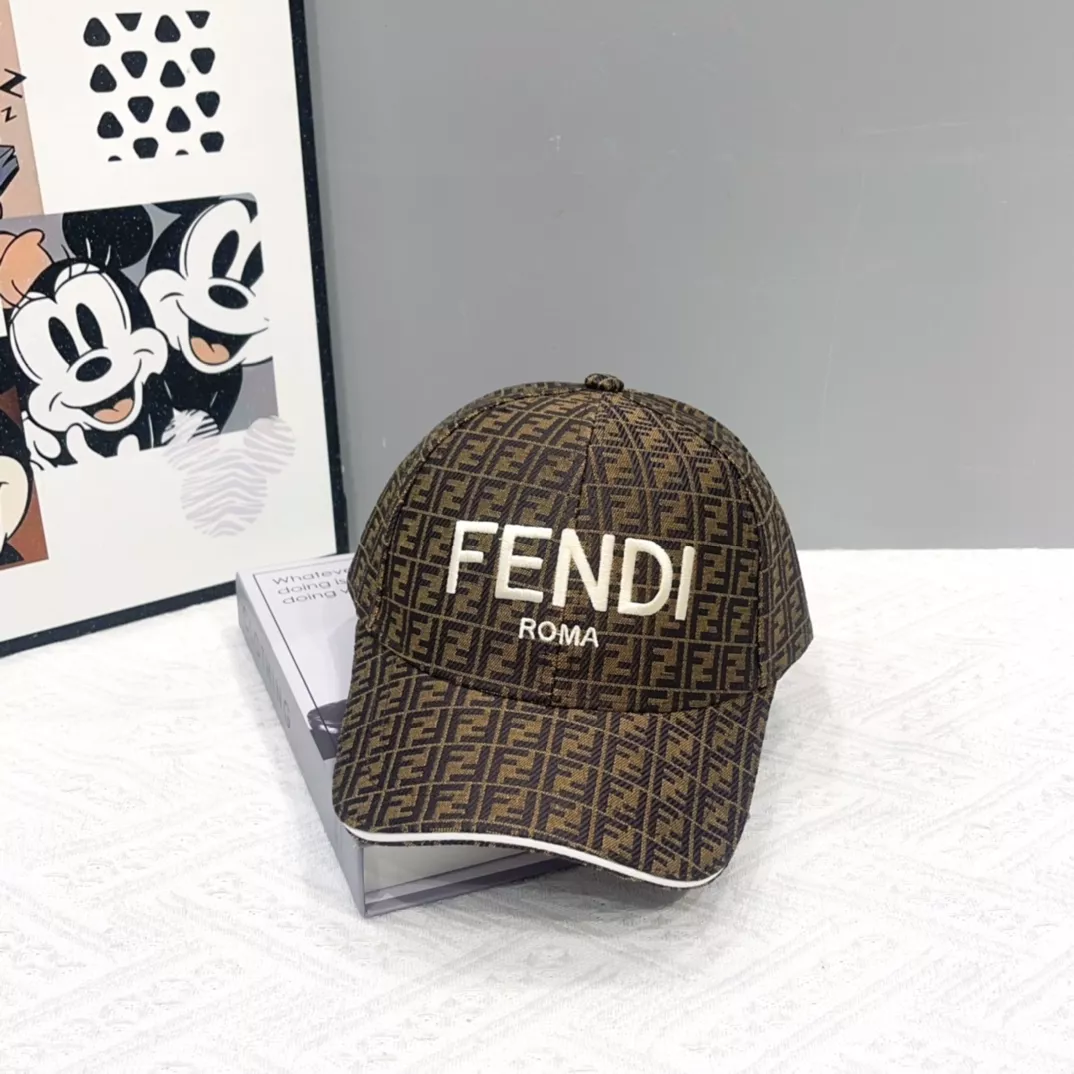 Fendi Caps UrbanStyle 9855