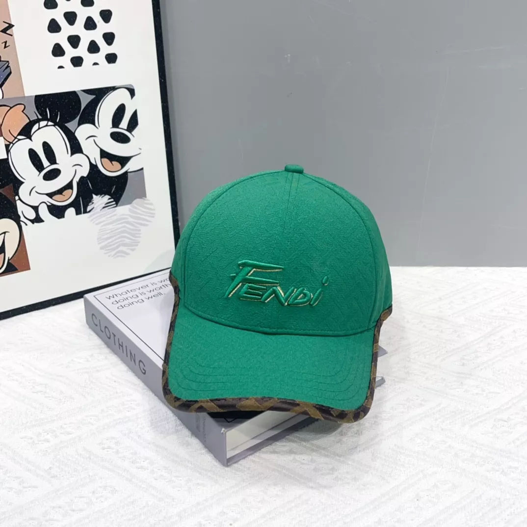 Fendi Caps WellDesigned 656