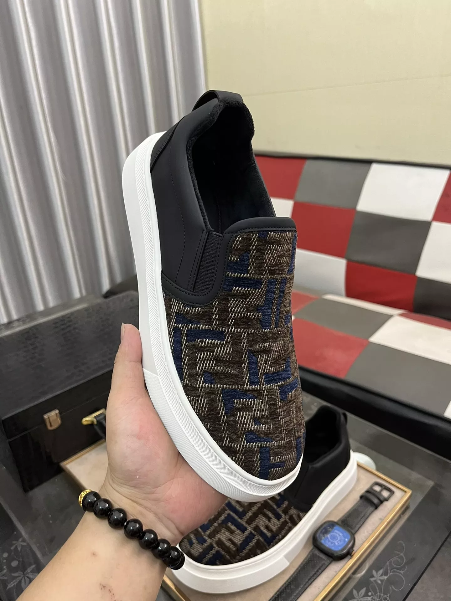 Fendi Casual Shoes For Men AllSeason 9215