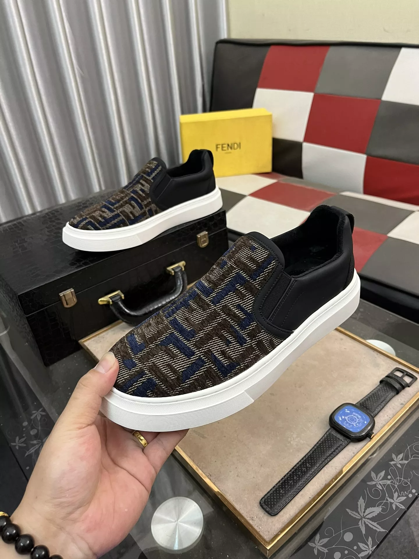 Fendi Casual Shoes For Men AllSeason 9215