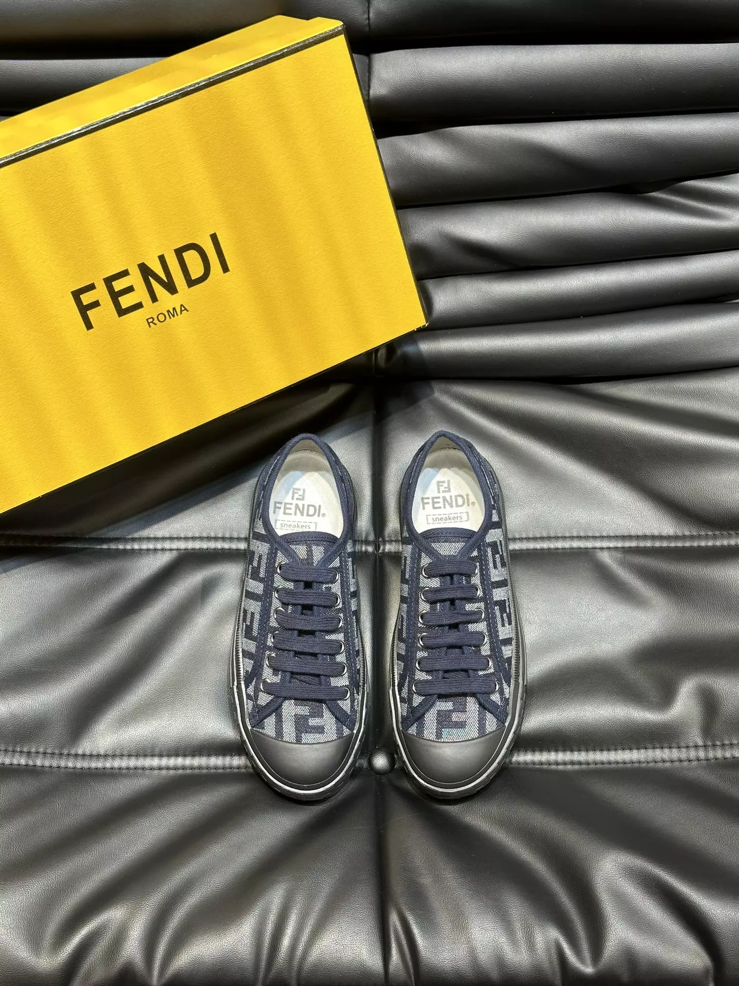 Fendi Casual Shoes For Men Comfortable 7070