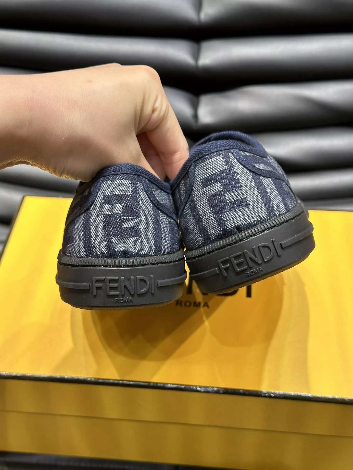 Fendi Casual Shoes For Men Comfortable 7070