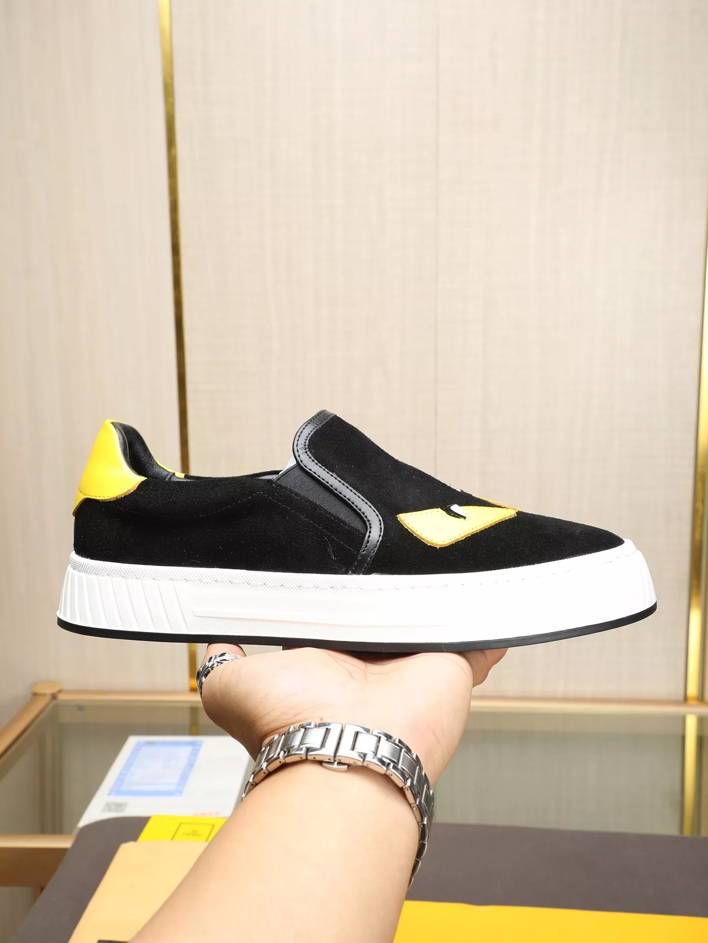Fendi Casual Shoes For Men Cozy 9694