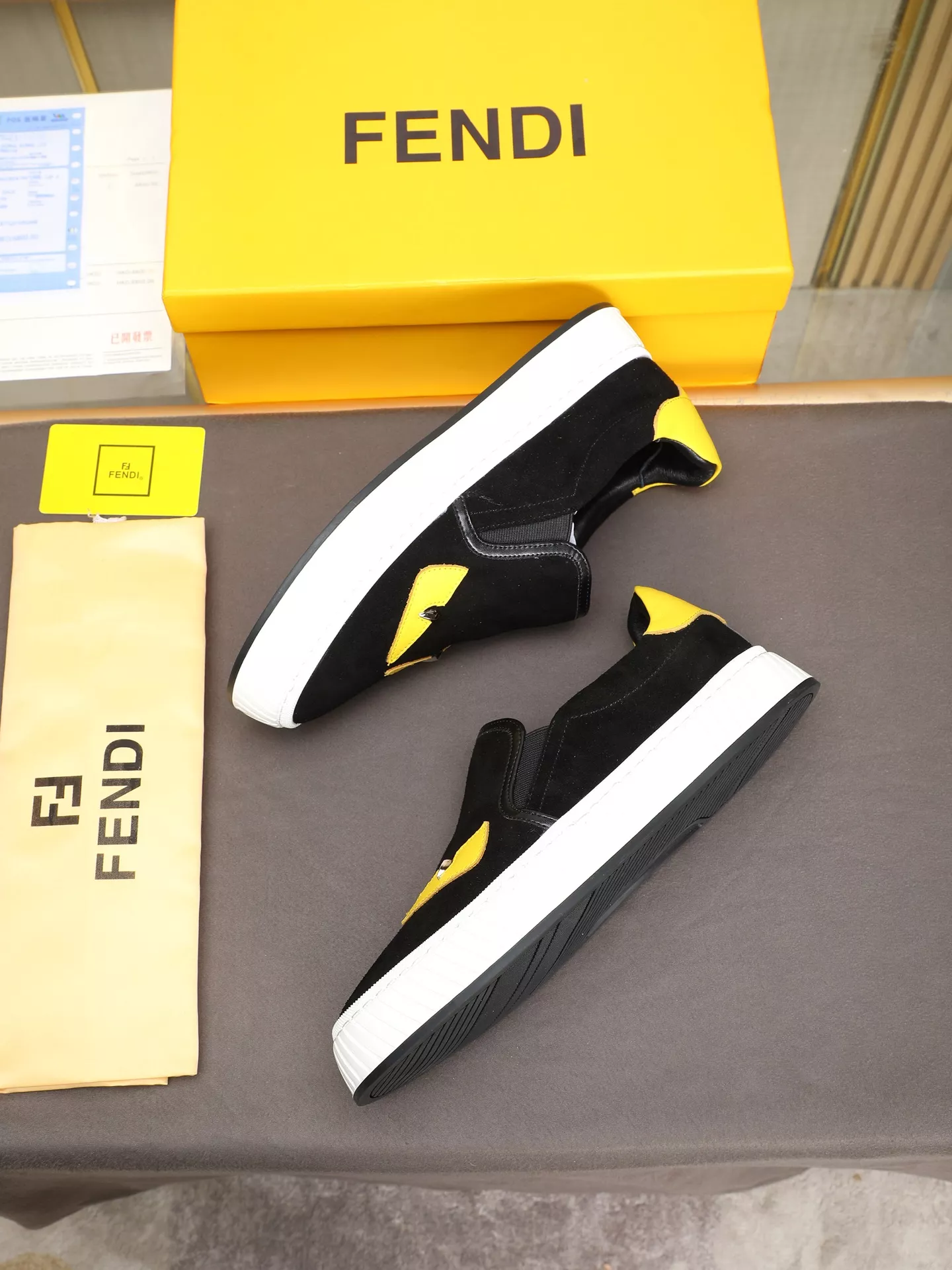 Fendi Casual Shoes For Men Cozy 9694