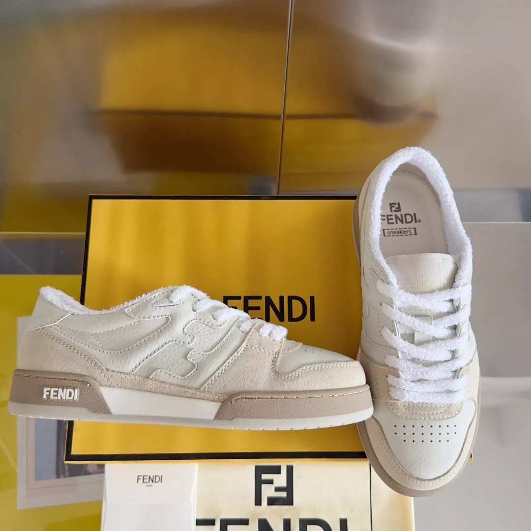 Fendi Casual Shoes For Men Efficient 4878