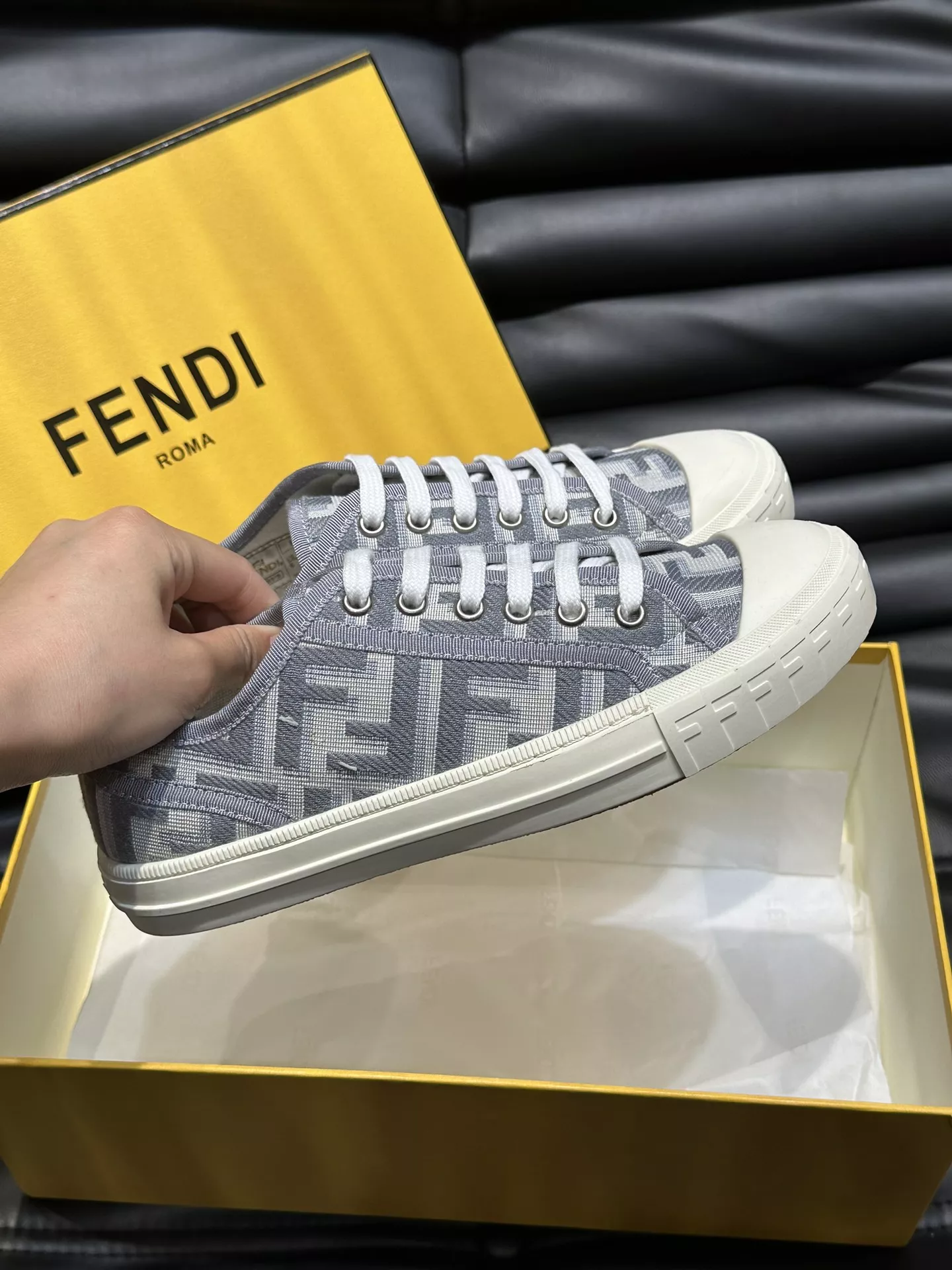 Fendi Casual Shoes For Men EyeCatching 4102