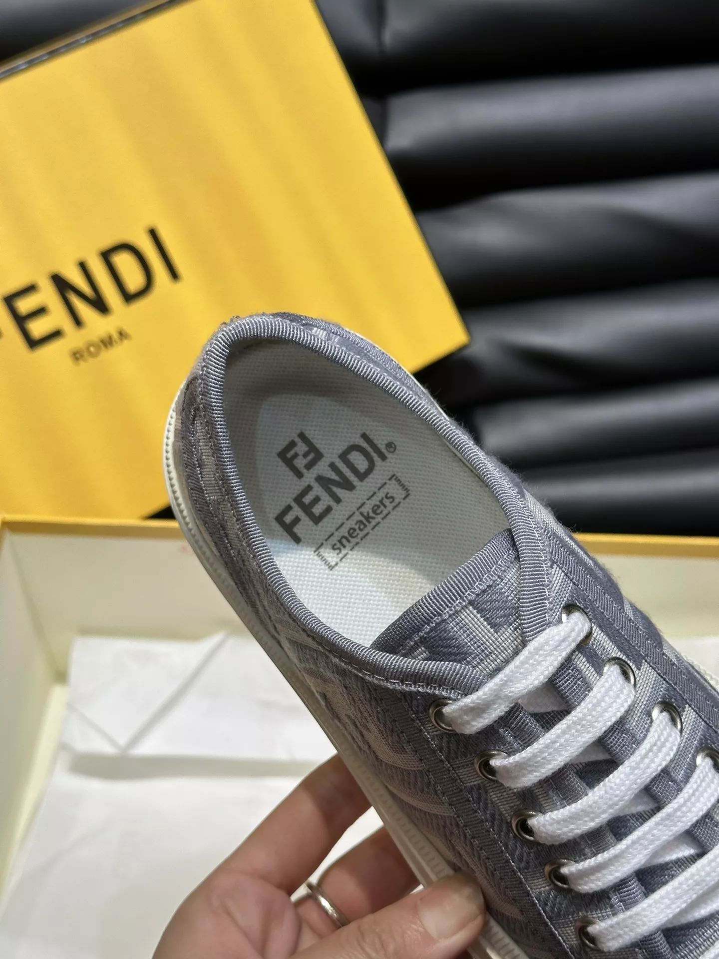 Fendi Casual Shoes For Men EyeCatching 4102