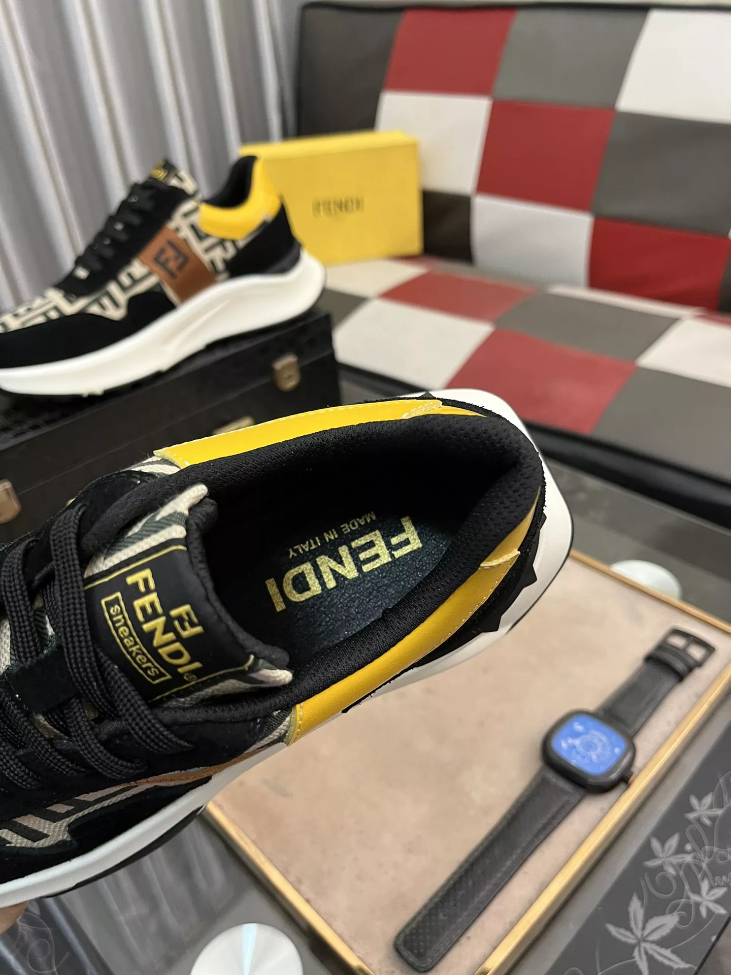 Fendi Casual Shoes For Men EyeCatching 503