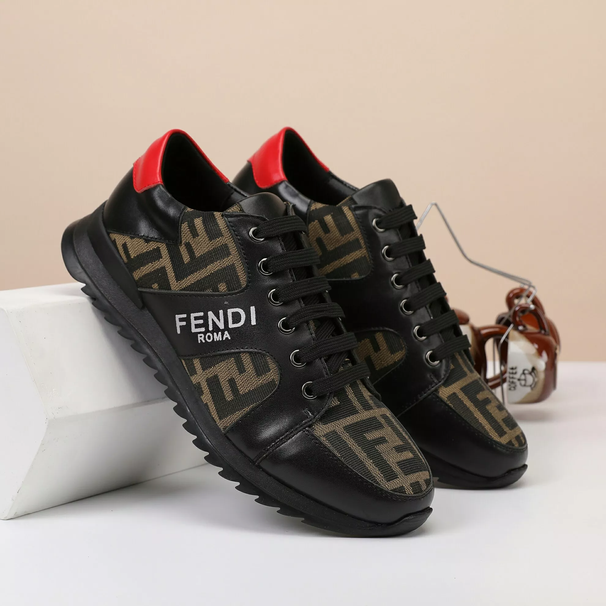 Fendi Casual Shoes For Men Flexible 3209