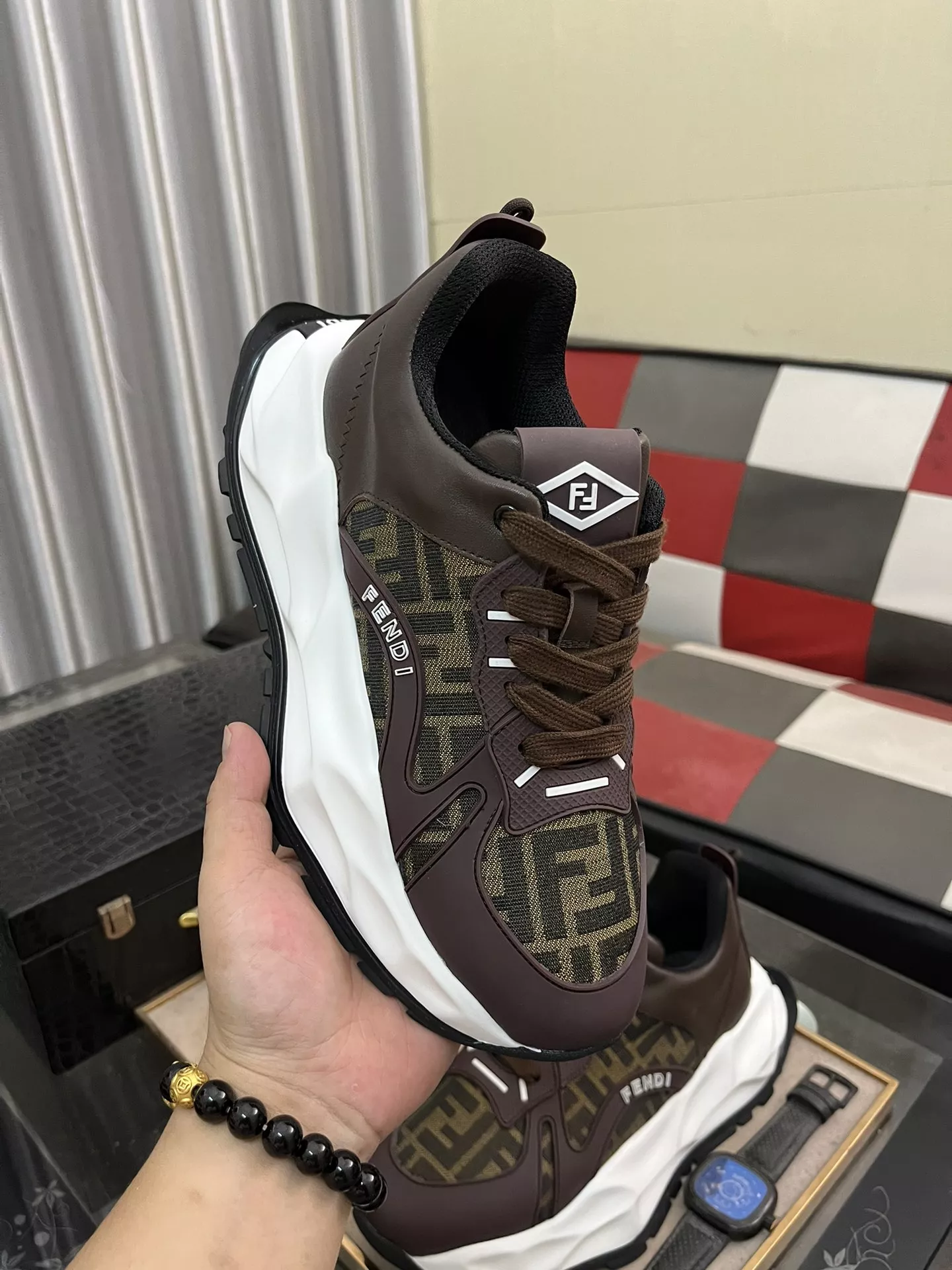 Fendi Casual Shoes For Men Functional 6349