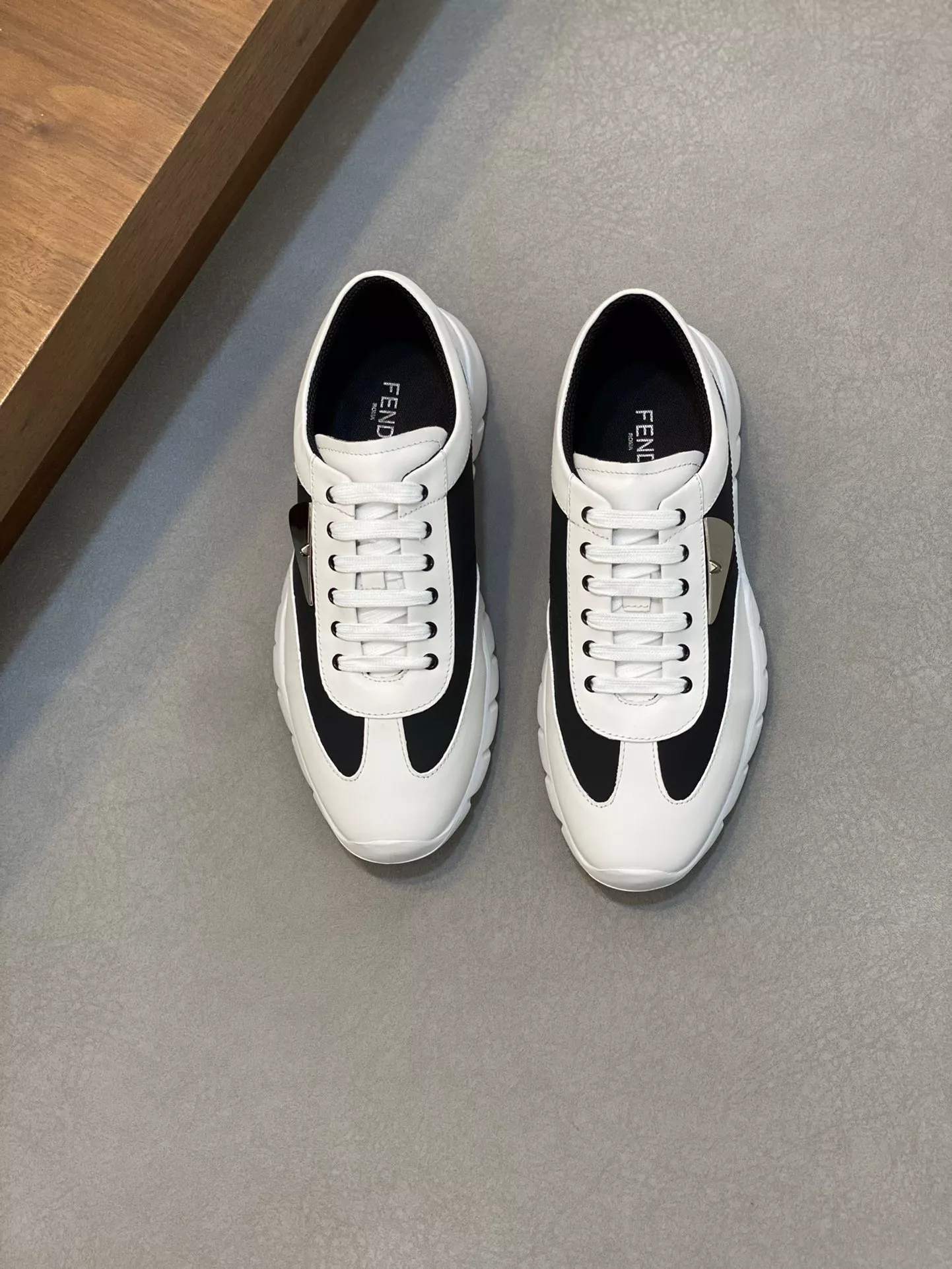 Fendi Casual Shoes For Men Lightweight 3760