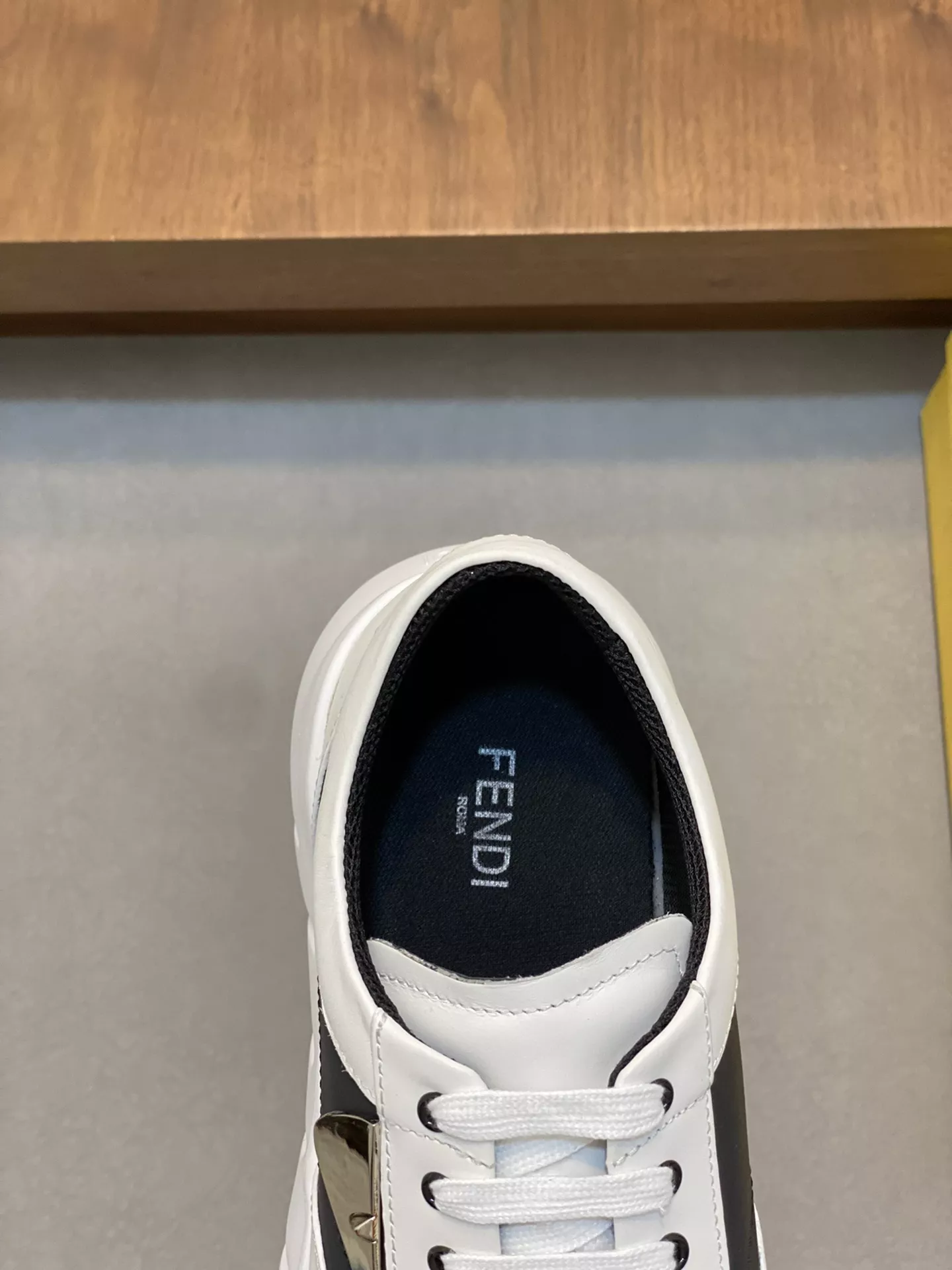 Fendi Casual Shoes For Men Lightweight 3760